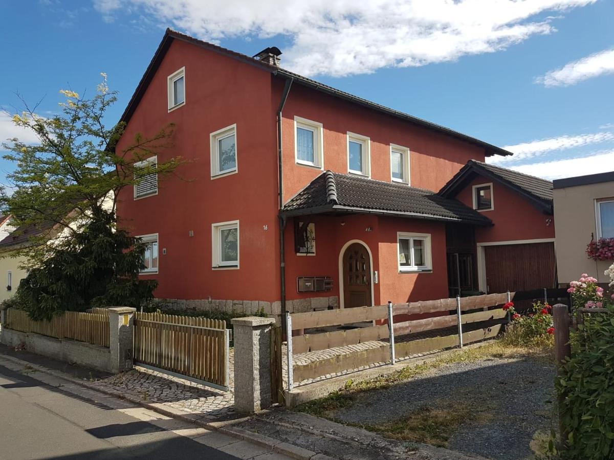 Gaestehaus Aurelia Wiesau ภายนอก รูปภาพ